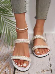 全新夏秋季白色圓頭女拖鞋多帶子人造珍珠裝飾時尚平底軟底法式沙灘涼鞋 - 白色 - 查看 7