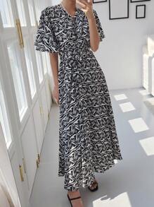 DAZY Women's Printed V-Neck Waist-Cinching A-Line Dress - Black - View 7