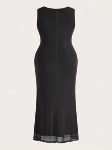SHEIN Unity 女性大尺碼浪漫玫瑰印花飄帶領口連衣裙 - 黑色 - 查看 2