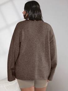 SHEIN BASICS 女裝加大尺碼純色雙口袋釦扣開衫毛衣 - 棕色 - 查看 2