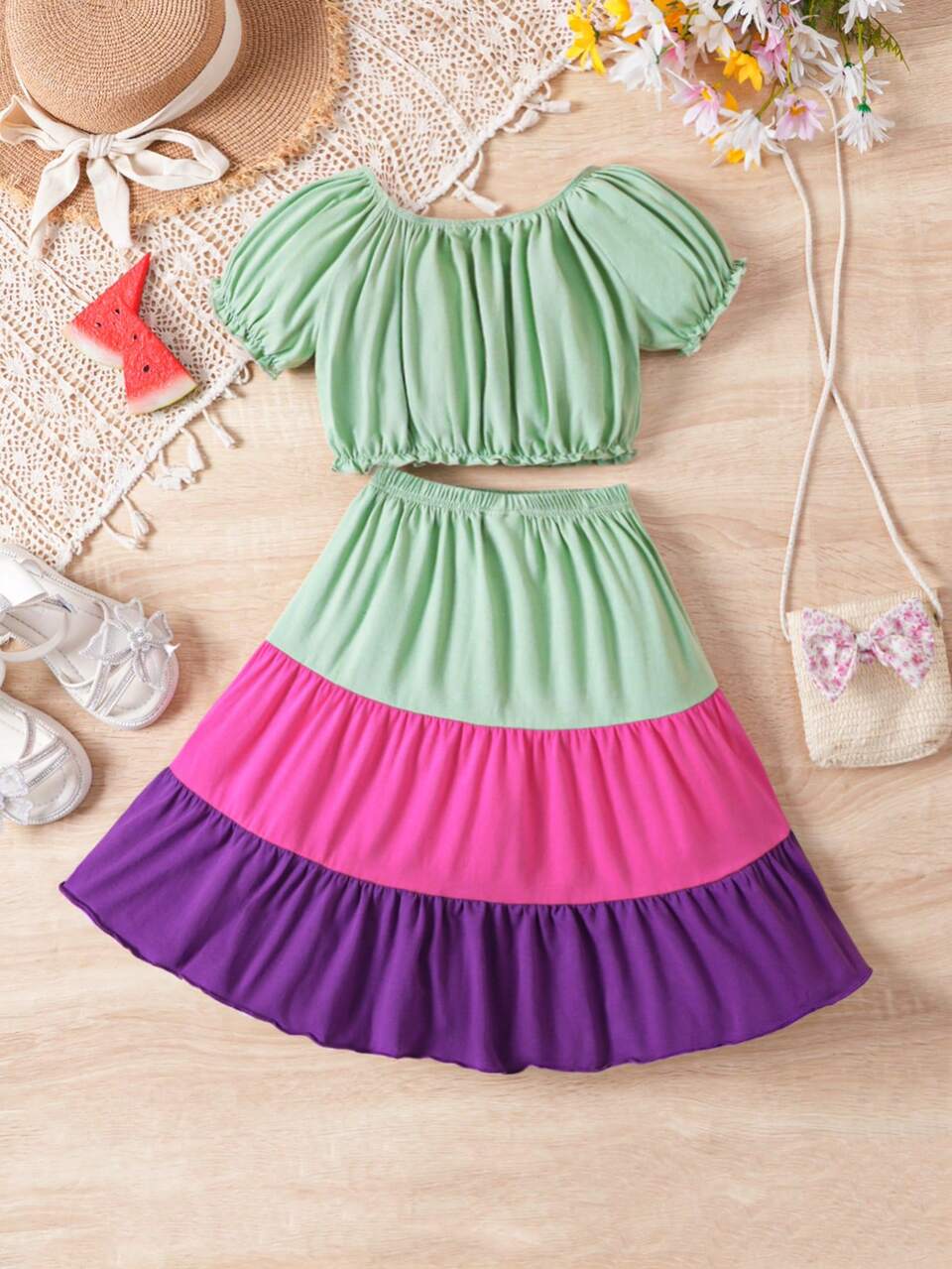 Young Girl Solid Color Puff Sleeve T-Shirt And Contrast Color Skirt Set, Casual