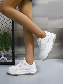 Women's Outdoor Leisure Low-Cut Sneakers With Anti-Slip Function - Khaki - View 2