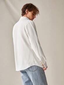 Manfinity RebelGame 男士寬鬆款波浪針織鈕扣長袖恤衫