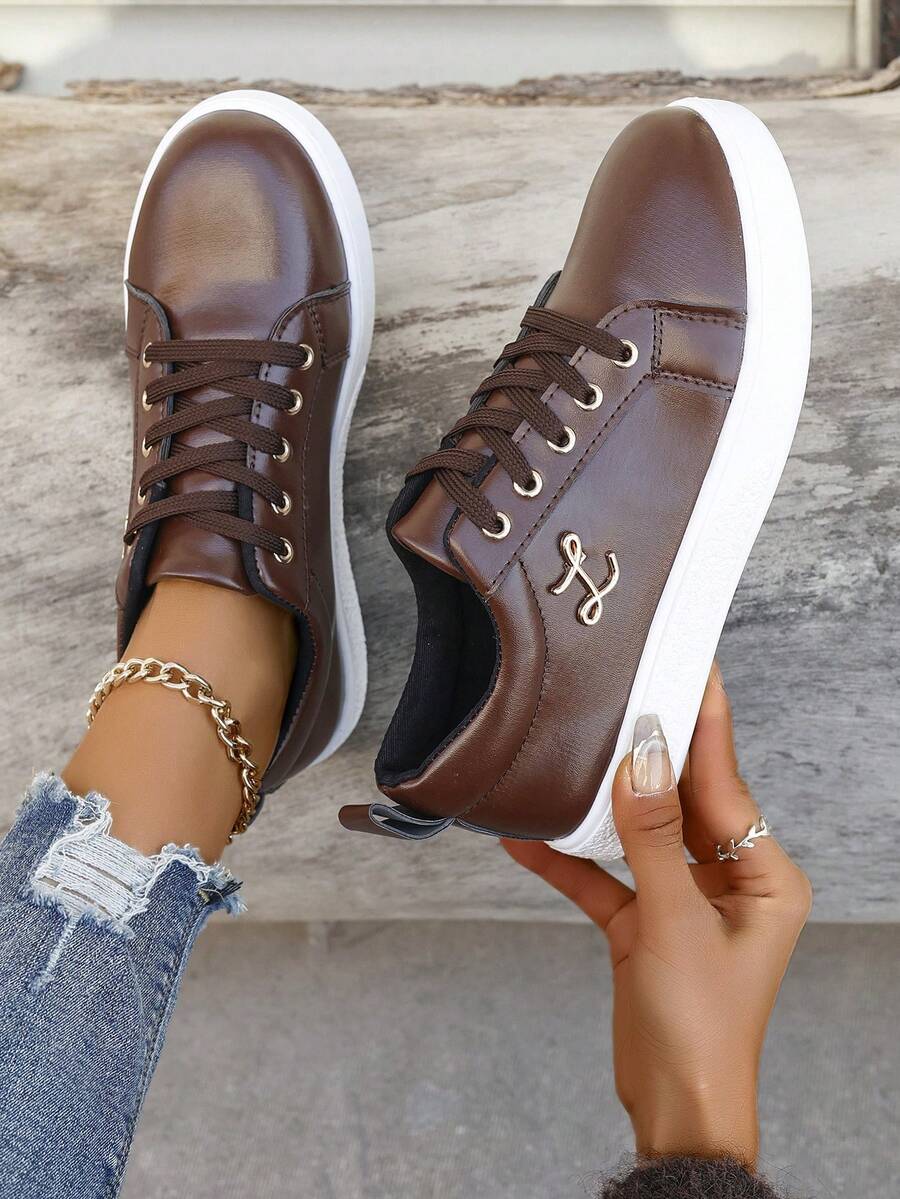 Boy's And Girl's Casual Sports Sneakers, Four Seasons Anti-Slip Athletic Shoes For Students - Brown - View 1