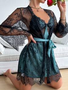 Conjunto de pijama de bata larga con cinturón y camisola de encaje para mujer