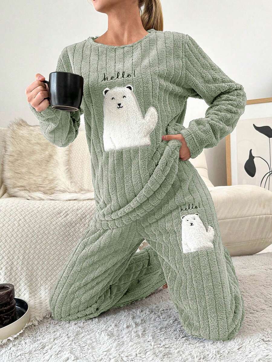 RueChic Phim hoạt hình thêu Flannel Bộ mặc nhà - màu xanh lá - Xem 1