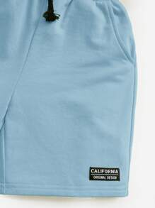 SHEIN 幼童男孩街頭風格休閒字母印花短袖t恤和短褲套裝 - 藍色 - 查看 4