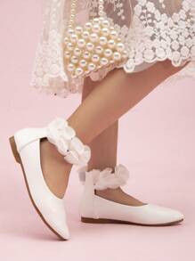 Neue Ankunft Frühling Flache Schuhe Mit Spitzem Zehenbereich Für Mädchen Geeignet Für Den Ausgang