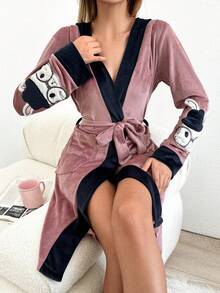 RueChic Embrodery Detailed Women Robe - Multicolor - View 4