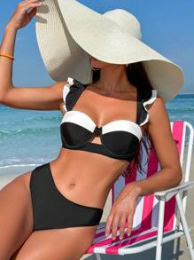 SHEIN Swim 夏季沙灘荷葉邊推擠彩塊比基尼套裝，嘉年華 - 黑與白 - 查看 1