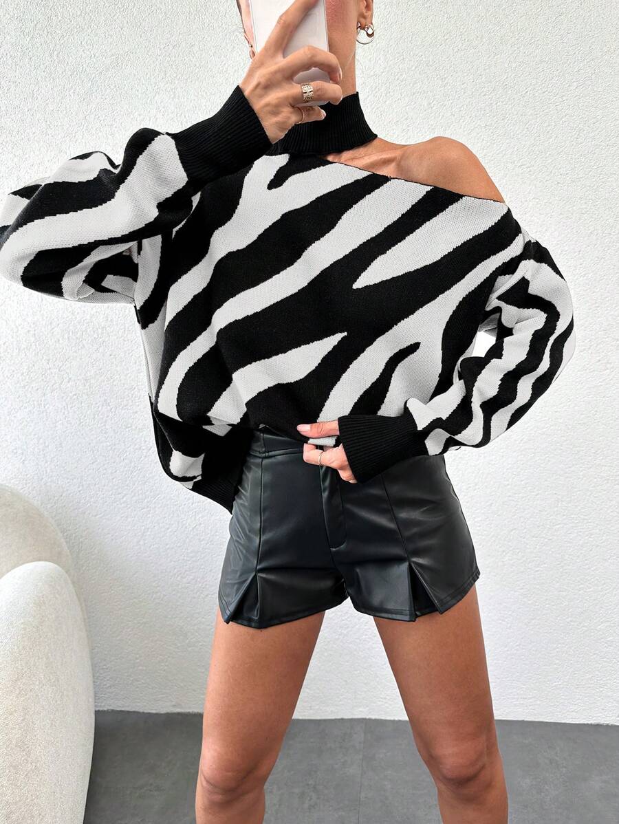EURMUSE Áo len vai bất đối xứng họa tiết ngựa vằn cho nữ - Đen và trắng - Xem 1