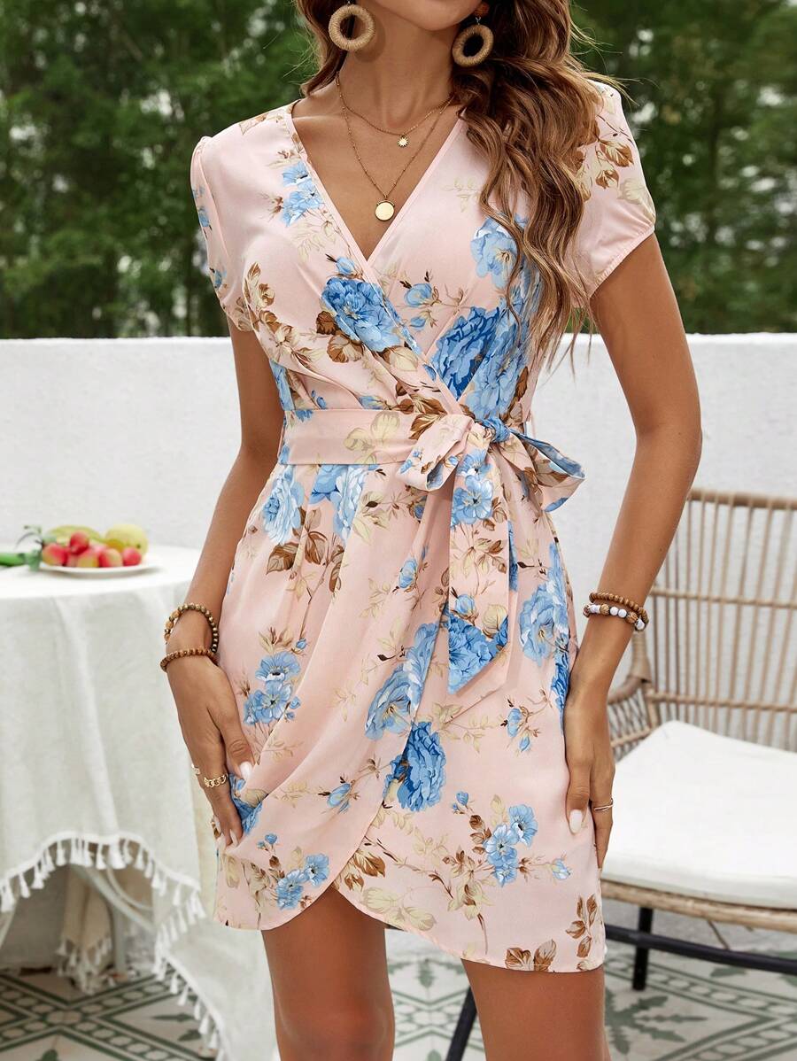 SHEIN VCAY 女性花卉印花v領連衣裙 - 彩色 - 查看 1