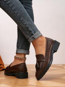 2026秋季简约流苏装饰平底乐福鞋复古休闲鞋，女士乐福鞋