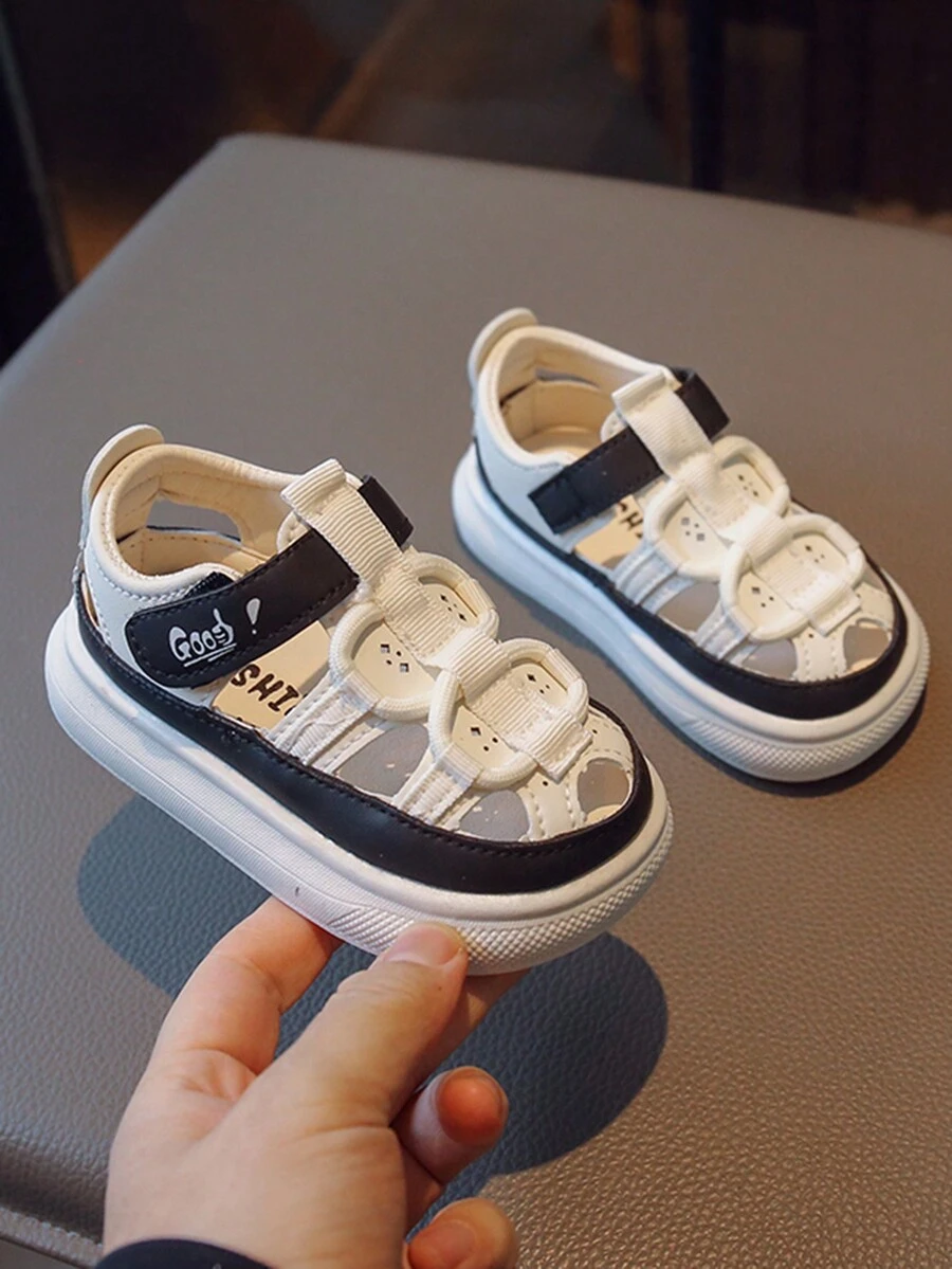 流行的中空透氣舒適童鞋男孩涼鞋 - 黑色 - 查看 1