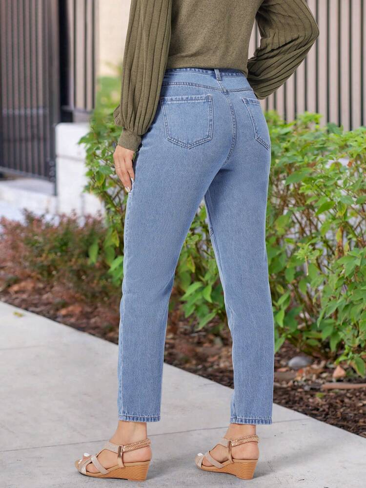 Women's Denim Pants With Pockets