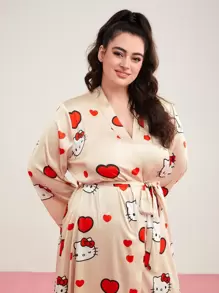 HELLO KITTY AND FRIENDS | SHEIN روب بأحجام كبيرة بتصميم كرتوني يحمل طبعة قلوب - كاكي - مشاهدة 7