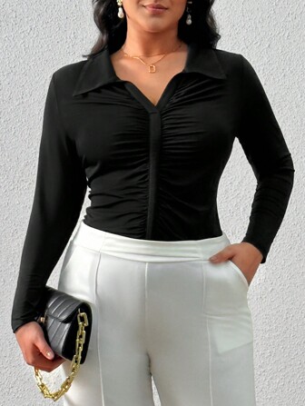 SHEIN Privé Smal Passform Krage Plus Storlek Kvinnors T-shirts Med Veck