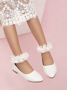 Neue Ankunft Frühling Flache Schuhe Mit Spitzem Zehenbereich Für Mädchen Geeignet Für Den Ausgang