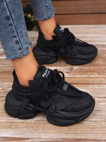 Women's Solid Color Thick Soled Athletic Shoes With Front Lace-Up, Black Sports Shoes Decorated With Tennis Woven Straps For Outdoor Activities