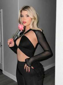 Sweetina Y2K Spring Women's Slim Fit Mesh Contrast Front & Middle Hollow Out Heart Rhinestone Decor T-Shirt