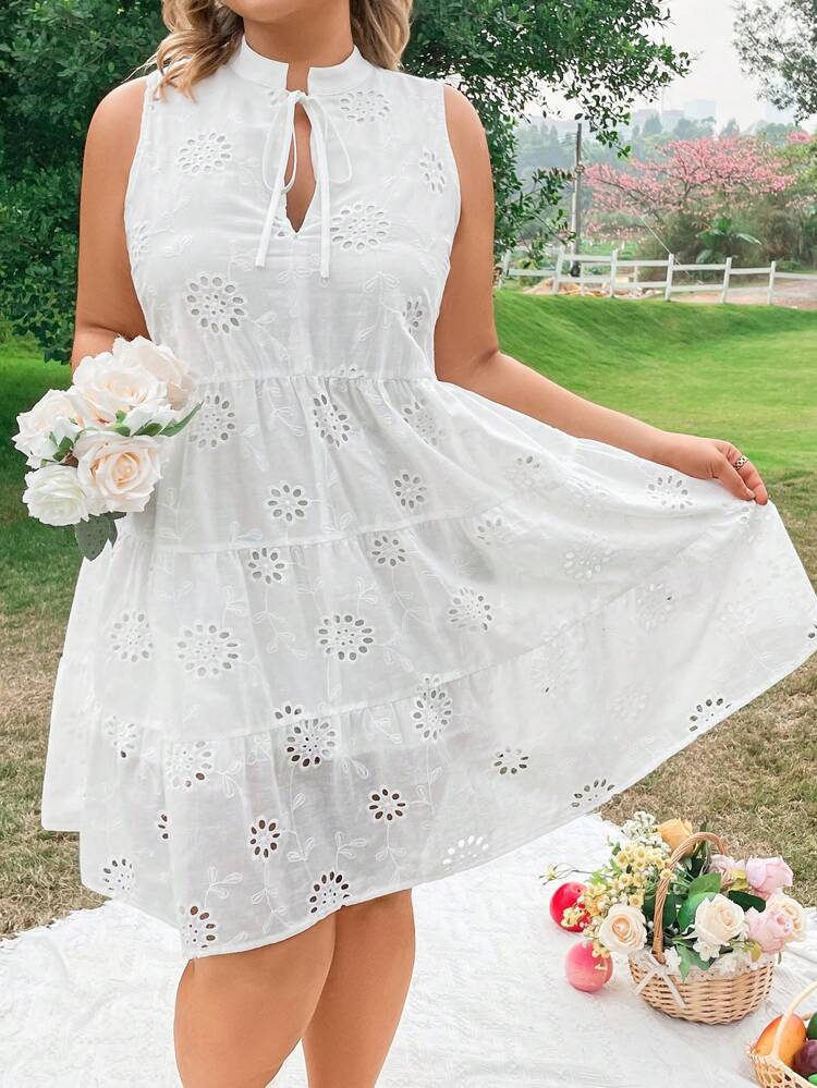 Plus Size Women'S Sleeveless Strappy Halter Neck Dress