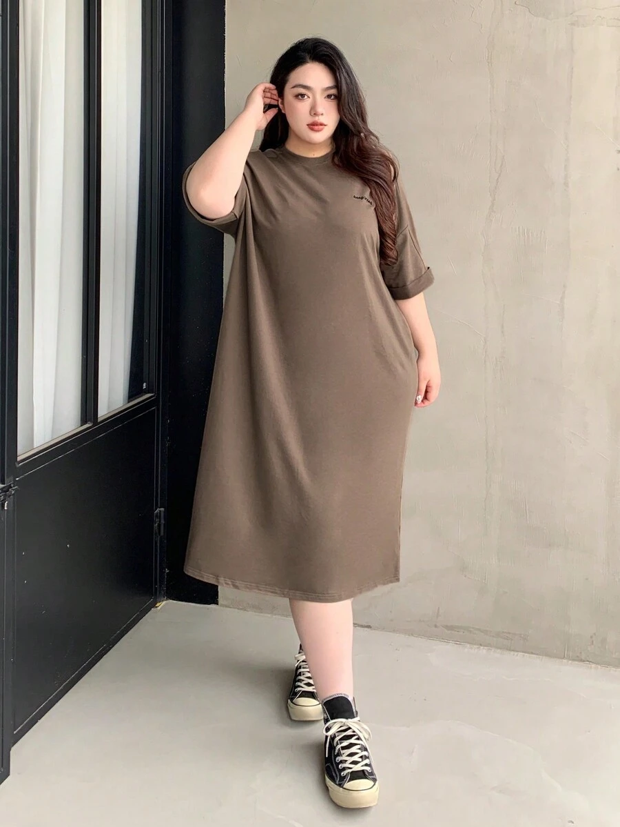 Dazy Plus 大尺碼女式寬鬆中長款圓領連衣裙 - 卡其色 - 查看 1