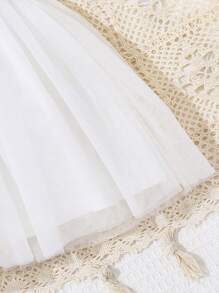 SHEIN Baby Girl'S Casual Knitted Ruffle Hem Mesh Embroidered Flower Dress With Matching Bloomers Set