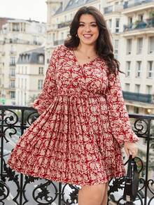 SHEIN Frenchy Plus Size Vacation Pleated Printed Lantern Sleeve V-Neck Dress