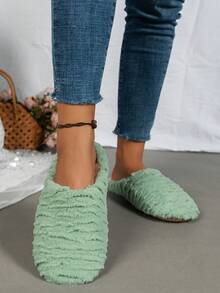 女士可愛綠色毛毛蟲居家拖鞋,適用於室內木地板,輕身日式保暖拖鞋,靜音柔軟鞋底 - 綠色 - 查看 2