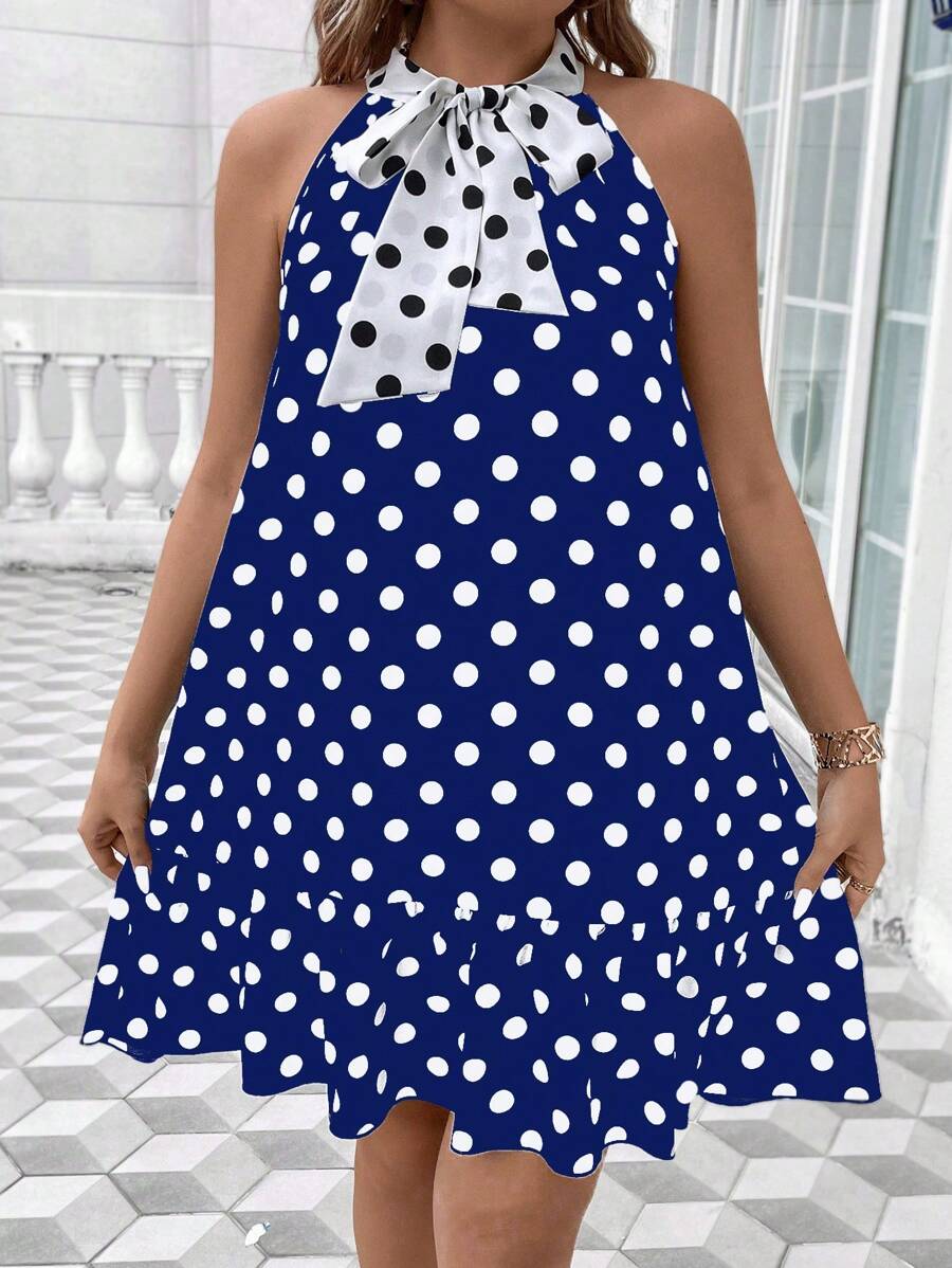 Celure In vết tròn Polka Kích thước lớn Váy có thắt lưng Với Vòng cổ Và Cà vạt - Màu xanh lam - Xem 1