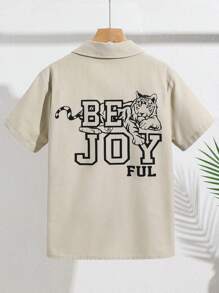 SHEIN Tween Boy Loose Casual Turn-Down Collar Tiger & Letter Print Short Sleeve Shirt