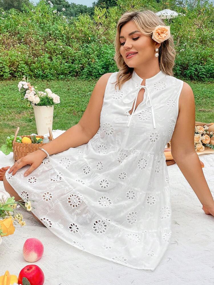 Plus Size Women'S Sleeveless Strappy Halter Neck Dress