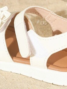 夏季新女孩韓式公主花朵涼鞋防滑軟底幼兒健走鞋平跟 - 白色 - 查看 4