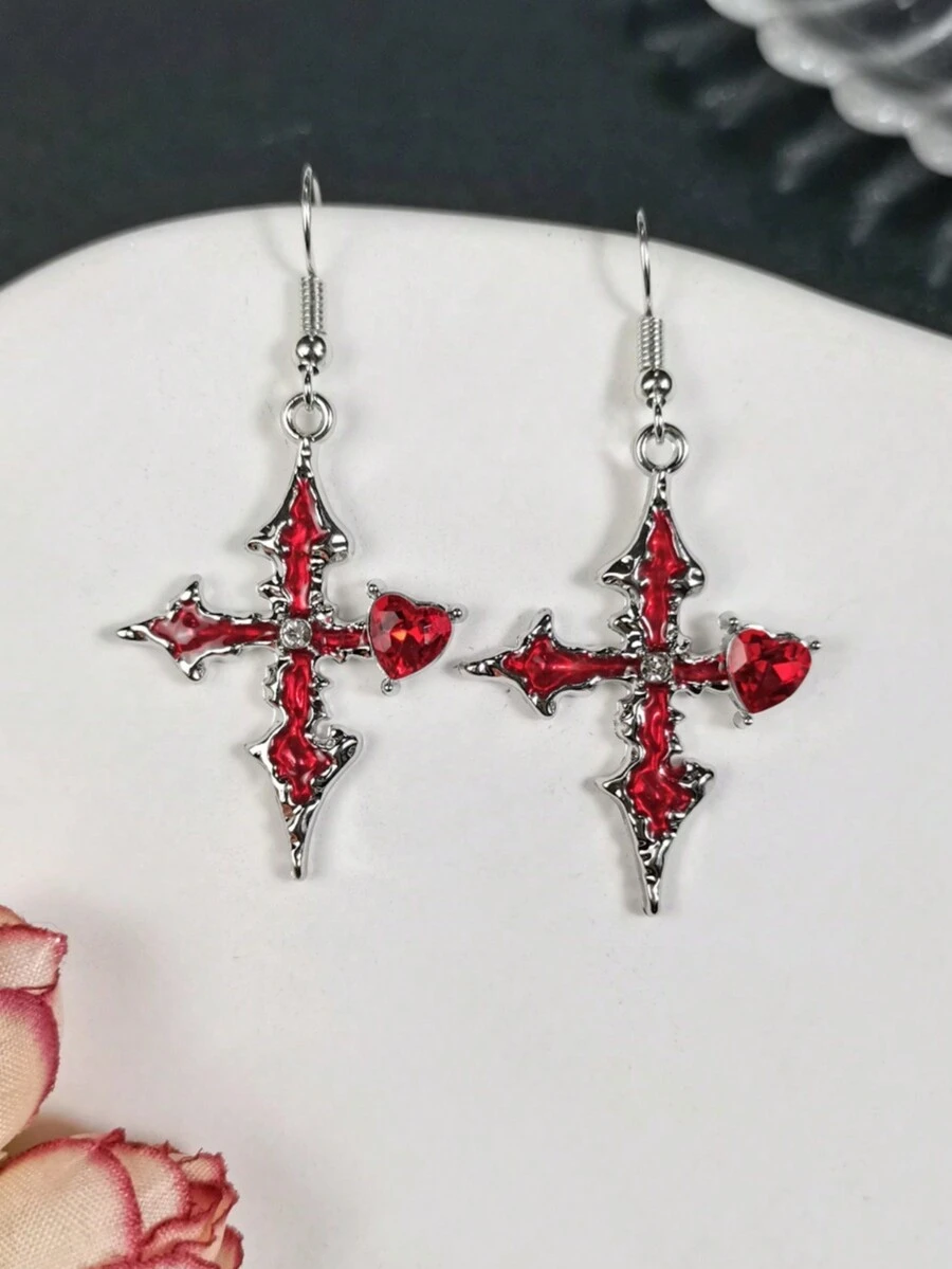 ROMWE Grunge Punk 1對哥德式暗黑和心形鑲嵌鑽石金屬耳環 - 紅色 - 查看 1