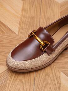 Women's Spring And Autumn Metal Buckle Round Toe Comfortable Color Block Flat Loafers