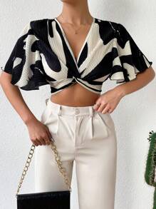 RosyDaze Women's Crop Top With Random Print And Knot Design - Multicolor - View 3