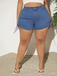 SHEIN CURVE+ Pantalones Cortos De Mezclilla Sexy Con Abertura Lateral Y Cordón Elástico Alto De Cintura Alta De Talla Grande, Azul - Azul - Ver 4