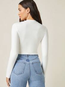 SHEIN BASICS 純色圓領長袖短款t恤 - 白色 - 查看 2