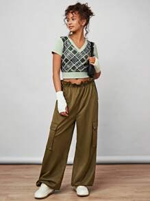 Forever 21 Contrast Grid V-Neck Women's T-Shirt - Green - View 4