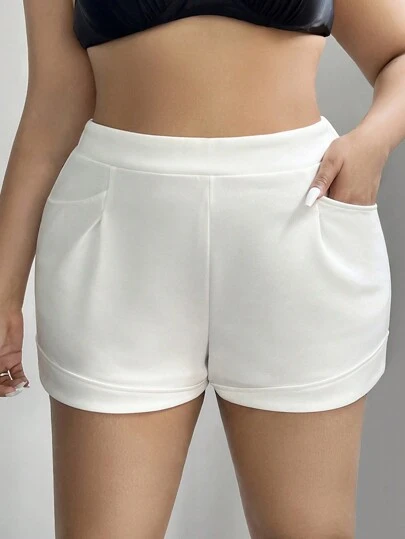 SHEIN SXY 大尺碼純色短褲,帶傾斜口袋