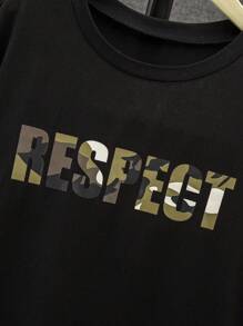 SHEIN 男孩夏季 2 件/套黑色短袖 T 恤和迷彩工裝運動褲套裝 - 黑色 - 查看 5