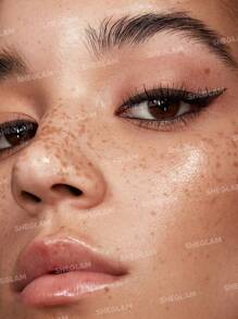 SHEGLAM On Fleek 持久眼線液-黑色防汗霧面眼線筆超細不暈染絲滑易用眼線筆派對眼線筆 品牌 美容 化妝 化妝品 適合女性與女孩 完美搭配冬季春季 Y2K 時尚 流行 生日禮物 假期 派對準備就緒 最佳顏色 - 黑色 - 查看 2