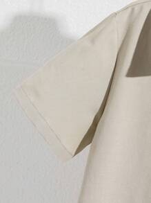 SHEIN Tween Boy Loose Casual Turn-Down Collar Tiger & Letter Print Short Sleeve Shirt