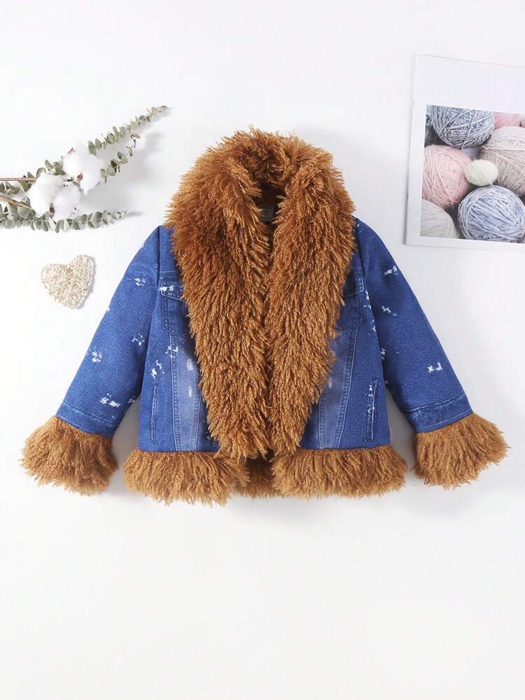 Young Girl Fashionable And Coat, With Added Insulation And Detachable Large Furry Collar For Warmth