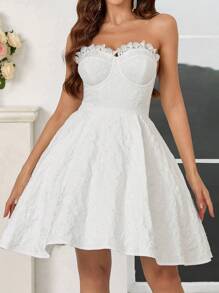 SHEIN Belle 有質感的布料無肩飄逸女性雞尾酒連身裙 - 白色 - 查看 5