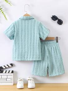 SHEIN 兒童男孩紋理短袖襯衫和短褲套裝 - 綠色 - 查看 2