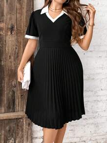 Plus Size Color Block V-Neckline Dress With Ruffle Sleeves And Hem - Black and White - View 4