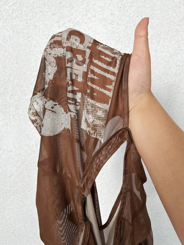 Women's Characters & Letters Printed Off Shoulder Hollow Out Crop Top