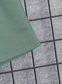 SHEIN Young Boy Sleeveless Hooded Top And Drawstring Waist Casual Comfortable Shorts Set - Green - View 3