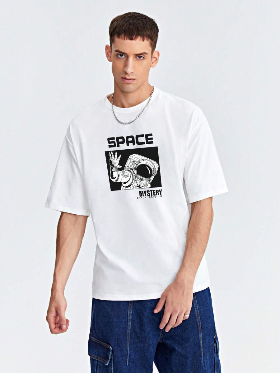 Manfinity Hypemode Men's White Knitted Short Sleeve T-Shirt With Astronaut & Letter Print - White - View 1